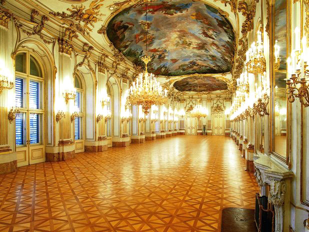 Дворец Шенбрунн. Большая галерея