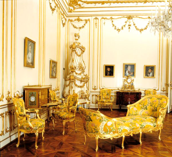 Дворец Шенбрунн. Желтый салон